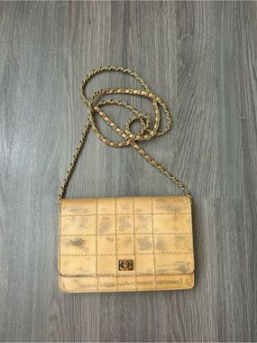 Chanel purse